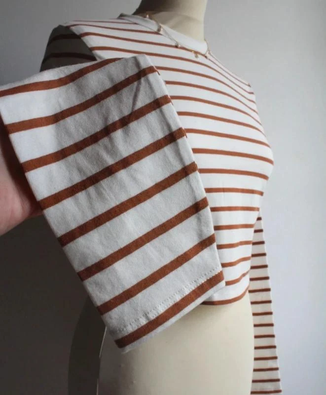 Camel and white striped long-sleeve top Kiabi – photo 4